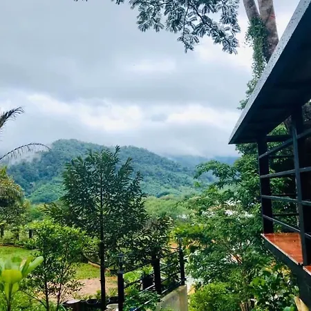 Baanhatsompaen Homestay Ranong Exterior photo