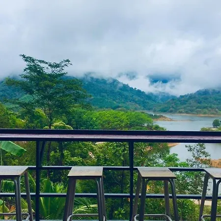 Baanhatsompaen Homestay Ranong Exterior photo