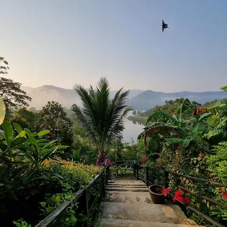 Baanhatsompaen Homestay Ranong Exterior photo