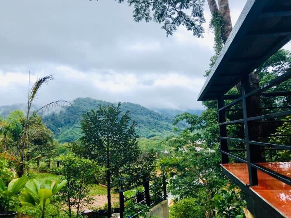 Baanhatsompaen Ranong