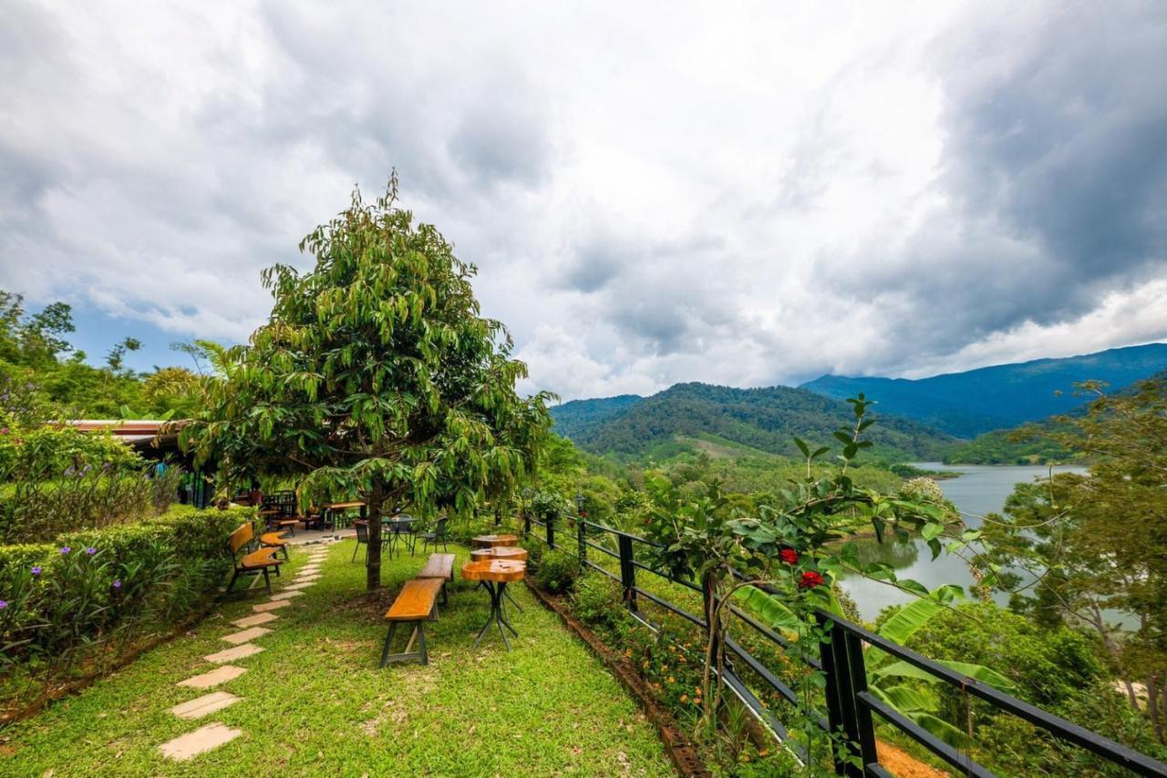 Homestay Baanhatsompaen