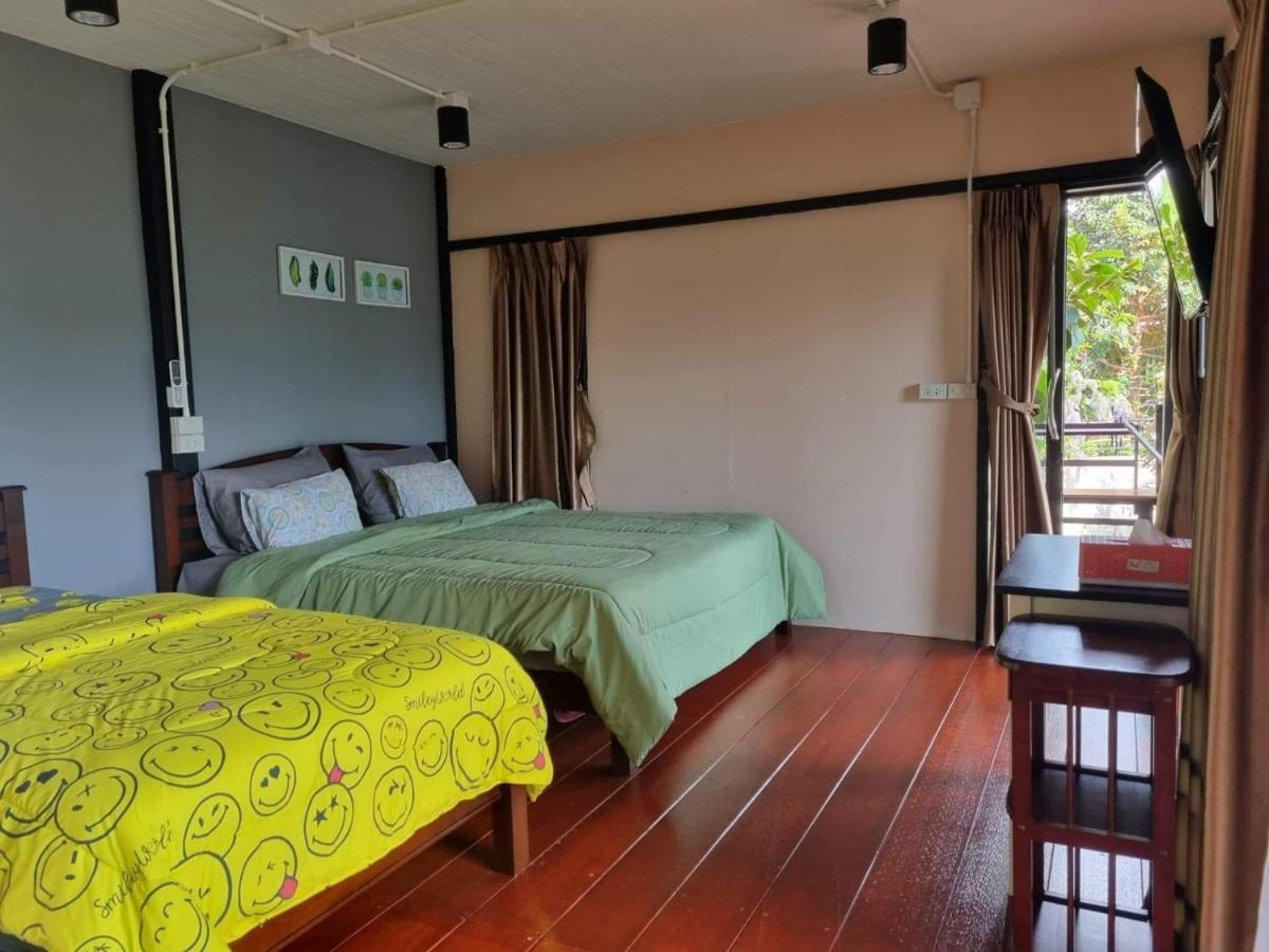 Homestay Baanhatsompaen *